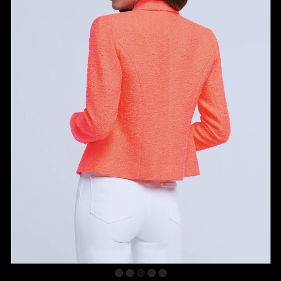 BEAUTIFUL AND CLASIC - Picture 13 of 15